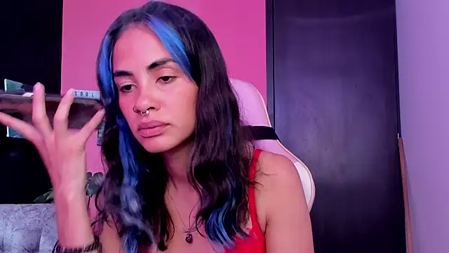 Juanadearco5 online show from 10-22-25, 03:45