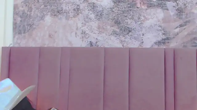 SabrinaDevill online show from 10-31-25, 01:23