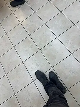 hotisraeli online show from 02-26-25, 07:53