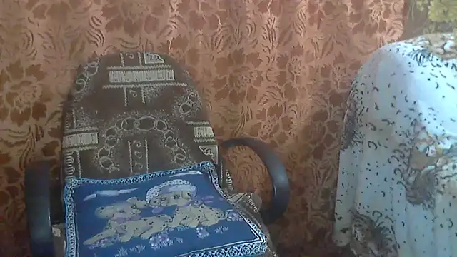 JanetStarX online show from 12-18-24, 04:17