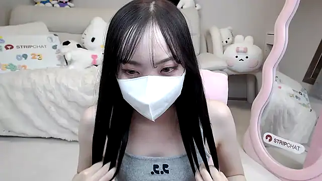 momo room online show from 09-23-25, 11:35