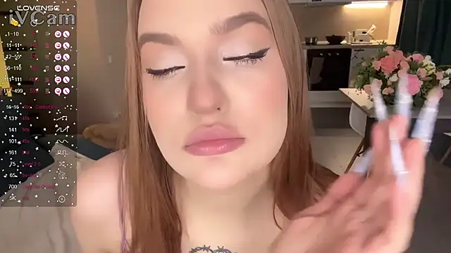 CarolineLovers online show from 02-11-25, 11:01