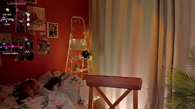 CarolineLovers online show from 09-13-25, 08:19