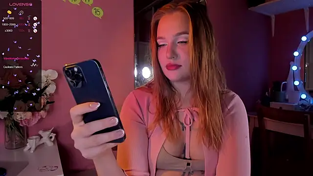 CarolineLovers online show from 09-18-25, 08:11