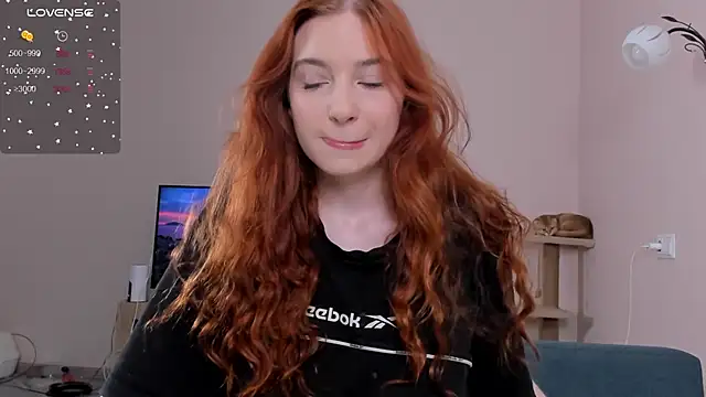 cinnabon girls online show from 12-05-24, 02:11