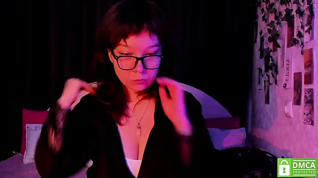 dreamgirllovee online show from 10-01-25, 03:12