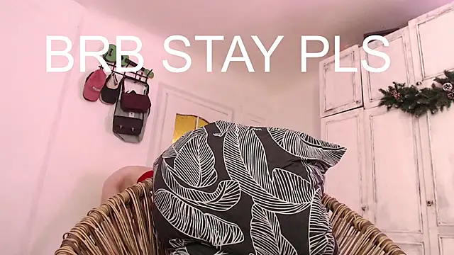 Snapshot of Mayrumey chatting on 01-08-25, 03:50 Mayrumey online show from 01-08-25, 03:50