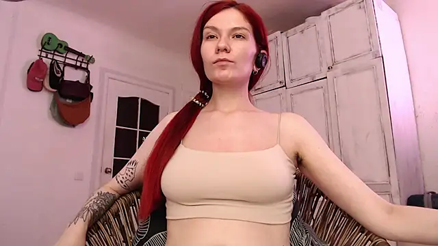 Snapshot of Mayrumey chatting on 02-24-25, 01:31 Mayrumey online show from 02-24-25, 01:31