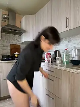 ZhenjaPoledance online show from 02-03-25, 11:20