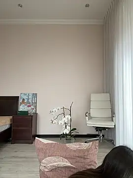 Snapshot of Hott_Lolla chatting on 01-24-25, 10:21 Hott Lolla online show from 01-24-25, 10:21