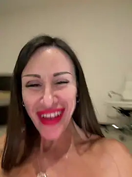 Snapshot of Hott_Lolla chatting on 02-17-25, 05:53 Hott Lolla online show from 02-17-25, 05:53