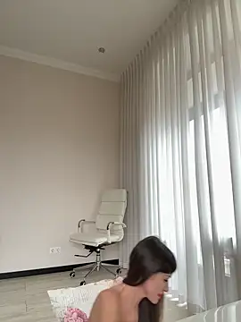 Snapshot of Hott_Lolla chatting on 02-20-25, 10:48 Hott Lolla online show from 02-20-25, 10:48