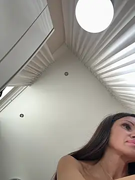 Snapshot of Hott_Lolla chatting on 03-20-25, 09:04 Hott Lolla online show from 03-20-25, 09:04