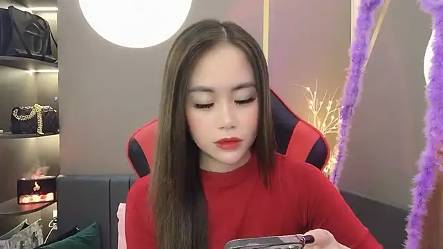 witch-39 online show from 12-25-24, 06:52