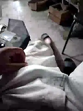 eljefedamino1994 online show from 06-11-26, 10:13