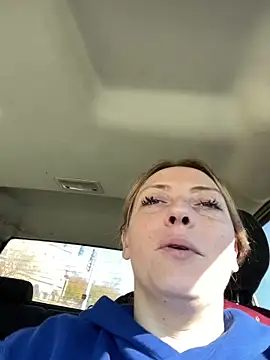 Snapshot of lezbean24 chatting on 02-27-26, 07:47 lezbean24 online show from 02-27-26, 07:47