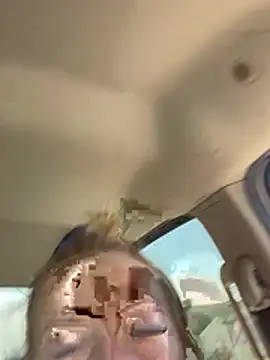 Snapshot of lezbean24 chatting on 03-08-26, 06:55 lezbean24 online show from 03-08-26, 06:55