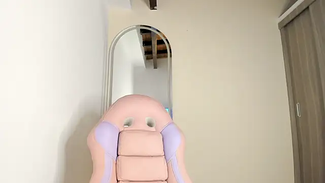 Akanecox online show from 01-08-26, 01:19