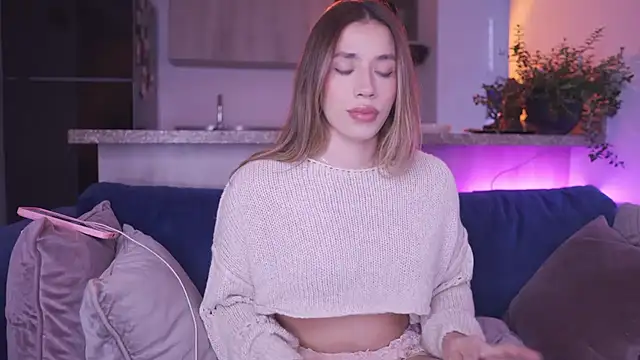 honeyann08 online show from 11-05-25, 08:42