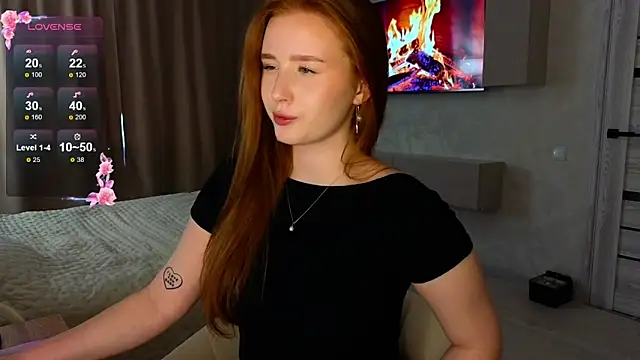 Snapshot of Meow_babe chatting on 04-12-26, 12:32 Meow babe online show from 04-12-26, 12:32