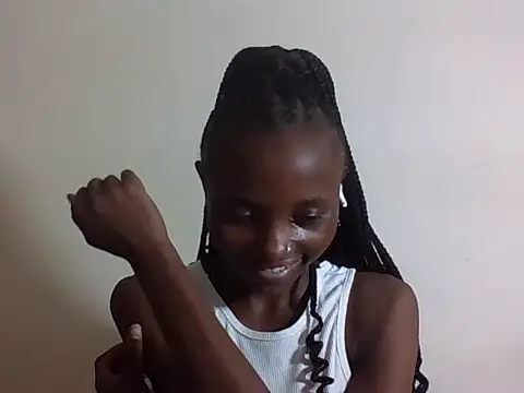 Snapshot of SexyNeedle22 chatting on 11-10-25, 07:57 SexyNeedle22 online show from 11-10-25, 07:57