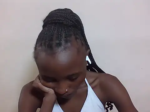 Snapshot of SexyNeedle22 chatting on 11-13-25, 07:40 SexyNeedle22 online show from 11-13-25, 07:40