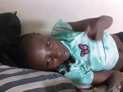 Snapshot of SexyNeedle22 chatting on 11-15-25, 08:49 SexyNeedle22 online show from 11-15-25, 08:49