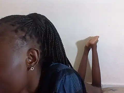 Snapshot of SexyNeedle22 chatting on 11-17-25, 11:16 SexyNeedle22 online show from 11-17-25, 11:16