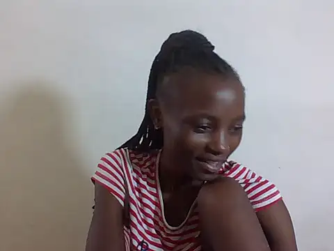 Snapshot of SexyNeedle22 chatting on 11-22-25, 06:45 SexyNeedle22 online show from 11-22-25, 06:45