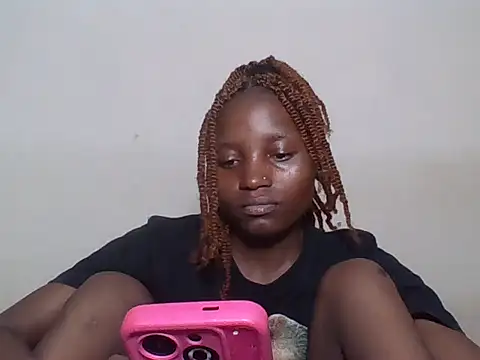 Snapshot of SexyNeedle22 chatting on 05-11-26, 08:17 SexyNeedle22 online show from 05-11-26, 08:17