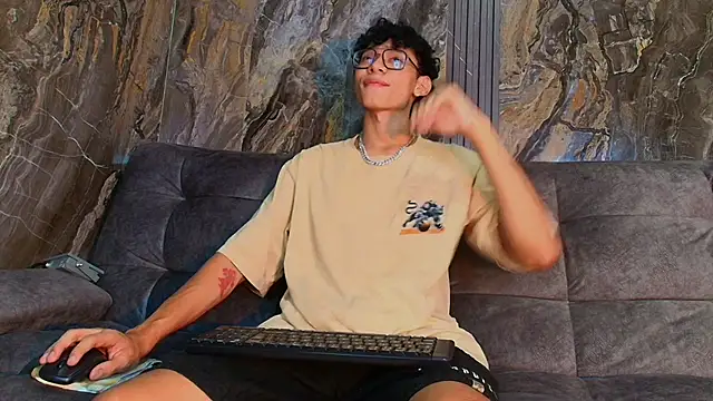 Daviid laidd online show from 01-16-25, 09:40