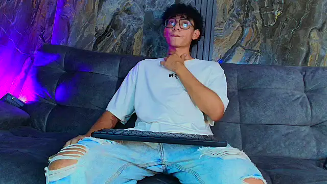 Daviid laidd online show from 01-18-25, 06:34