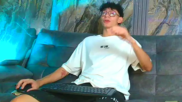 Daviid laidd online show from 02-19-25, 01:08