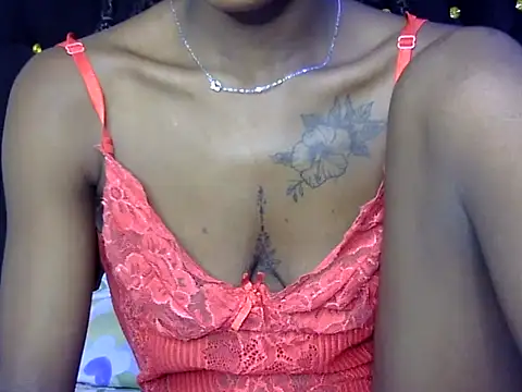 Snapshot of sweetblackbeauty001 chatting on 09-29-25, 10:47 sweetblackbeauty001 online show from 09-29-25, 10:47