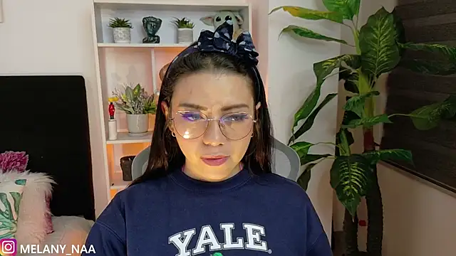 melany naa online show from 10-14-25, 02:01