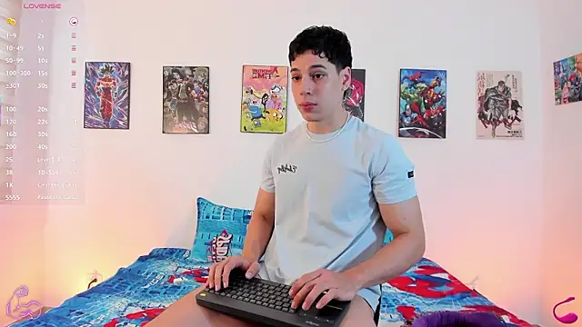 jonathanjoestar  online show from 03-13-26, 09:21