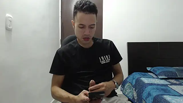 Snapshot of dimitriquiet05 chatting on 12-07-24, 03:36 dimitriquiet05 online show from 12-07-24, 03:36