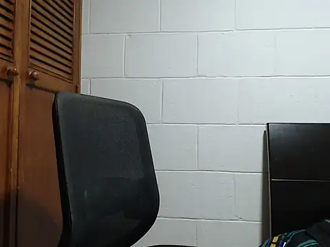 Snapshot of dimitriquiet05 chatting on 02-01-26, 05:50 dimitriquiet05 online show from 02-01-26, 05:50