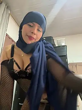 lalilamassu1 online show from 02-25-25, 05:08