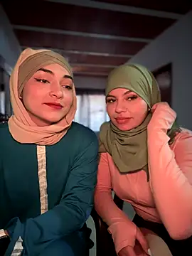 lalilamassu1 online show from 09-15-25, 09:26