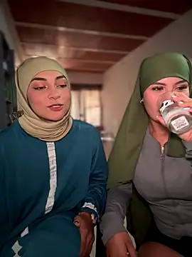 lalilamassu1 online show from 09-23-25, 08:45