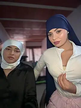lalilamassu1 online show from 05-19-26, 07:31