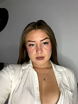 Snapshot of cheryl_cc chatting on 09-13-25, 10:20 cheryl cc online show from 09-13-25, 10:20