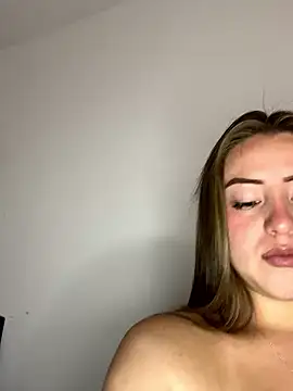 Snapshot of cheryl_cc chatting on 01-11-26, 04:12 cheryl cc online show from 01-11-26, 04:12