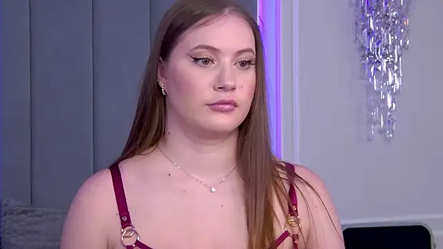 ChloeMarsch online show from 10-05-25, 04:44