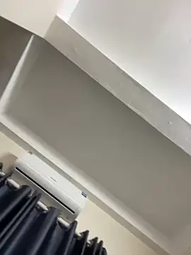 Louis Baby online show from 02-24-25, 12:48