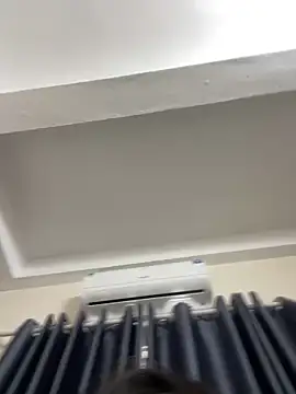 Louis Baby online show from 03-10-25, 05:22