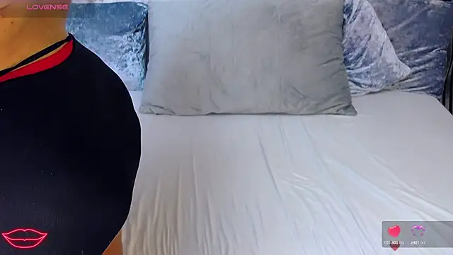 Valeri wow Boobs online show from 12-12-24, 06:42