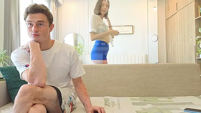 Morning Stars online show from 04-10-26, 01:55