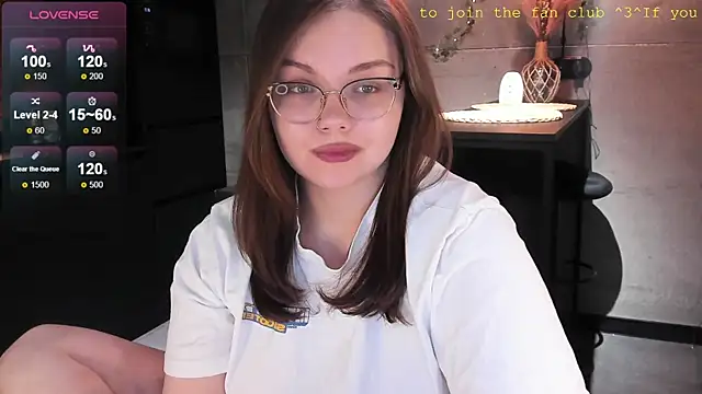 Snapshot of EvaBae chatting on 01-03-25, 03:33 EvaBae online show from 01-03-25, 03:33